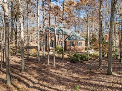 603 Edburton Ct, Hillsborough, NC 27278 - photo 2