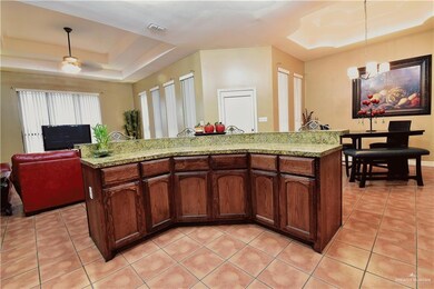 916 E Dorothy Ave, Pharr, TX 78577 - photo 6