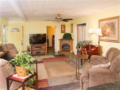 295 Dollie Case Ln, Hendersonville, NC 28792 - photo 7