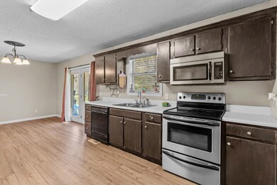 2943 Carol Cir, Rocky Face, GA 30740 - photo 7