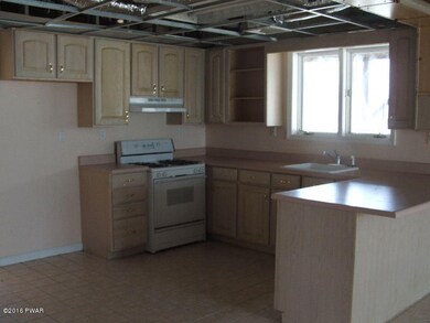 280 Water Forest Dr, Dingmans Ferry, PA 18328 - photo 5