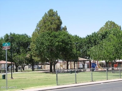 335 S Lesueur unit A, Mesa, AZ 85204 - photo 5