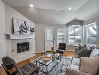 1732 Oak Brook Ln, Allen, TX 75002 - photo 3