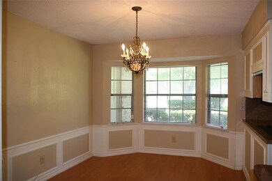 5714 Crestwood Cir E, North Richland Hills, TX 76180 - photo 6