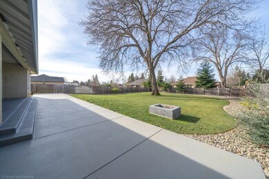 4876 Fiddleneck Dr, Redding, CA 96002 - photo 4