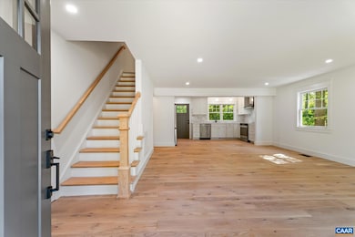 1614 Cambridge Cir, Charlottesville, VA 22903 - photo 6