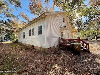 210 Williams St, Williamston, NC 27892 - photo 7