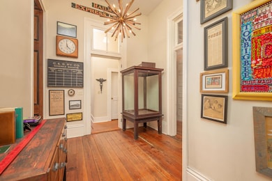 518 College St, Columbus, MS 39701 - photo 6