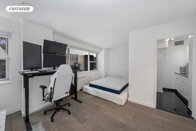The Continental Condominium unit 2E, New York, NY 10017 - photo 3