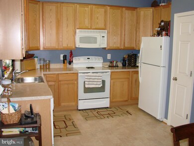 12913 Yellow Jacket Rd, Hagerstown, MD 21740 - photo 5