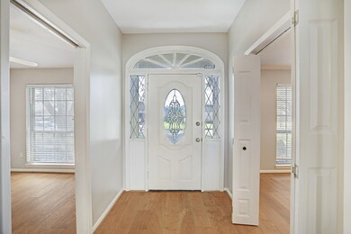 405 Glenlea Dr, Friendswood, TX 77546 - photo 3