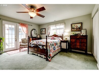 106 S 4th St, Creswell, OR 97426 - photo 2