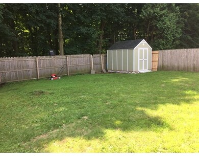 19 Wing St, Springfield, MA 01151 - photo 3