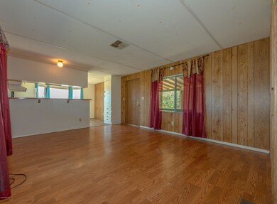 003_Living Room