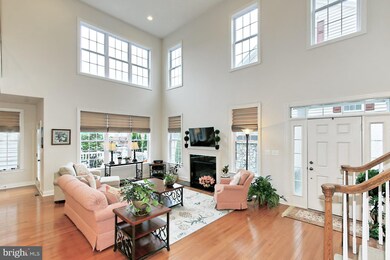 23204 Evergreen Ridge Dr, Ashburn, VA 20148 - photo 3