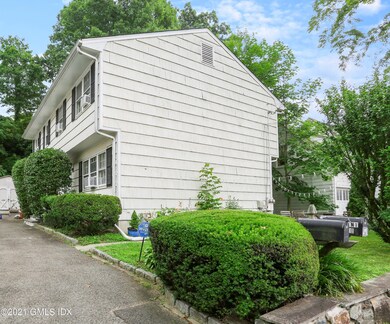 31 Green Ln unit 2, Greenwich, CT 06831 - photo 2