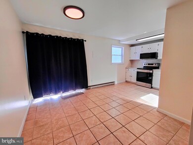 316 E 11th Ave, Ranson, WV 25438 - photo 7