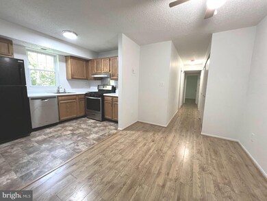 11919 Tarragon Rd unit G, Reisterstown, MD 21136 - photo 5