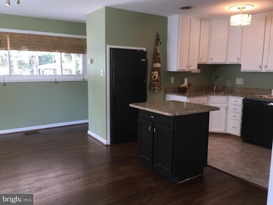 3904 Lawrence Ave, Kensington, MD 20895 - photo 2