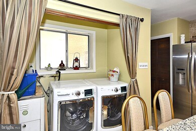 901 Orchard Way, Silver Spring, MD 20904 - photo 6