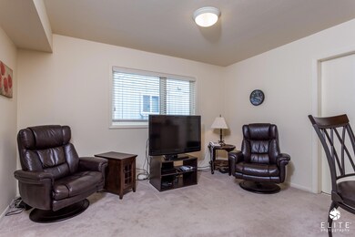 1919ParkviewCir(11of23)