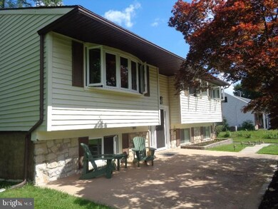 1380 Ellwanger Dr, Phoenixville, PA 19460 - photo 2