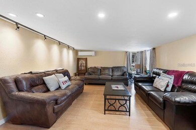 207 Robinhood Dr, Deland, FL 32724 - photo 7