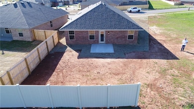 18208 Camborne Ave, Edmond, OK 73012 - photo 6