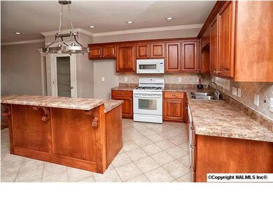 Prepare your favorite meals in this wonderful space