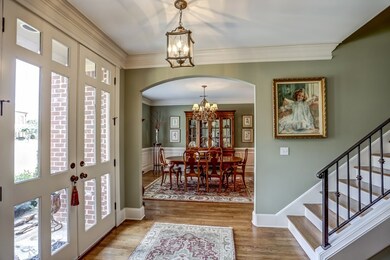Inviting entry has gorgeous 8' double front doors 