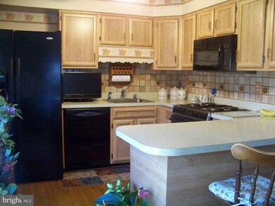 5805 Westchester Hills Ct, Sykesville, MD 21784 - photo 3