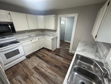 327 9 1 2 St S, Sauk Centre, MN 56378 - photo 6