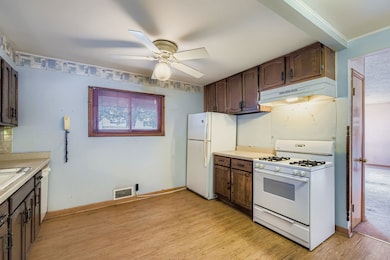 4857 S Lorel Ave, Chicago, IL 60638 - photo 7