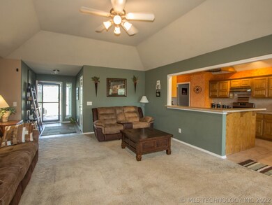 4317 S Narcissus Ave, Broken Arrow, OK 74011 - photo 3