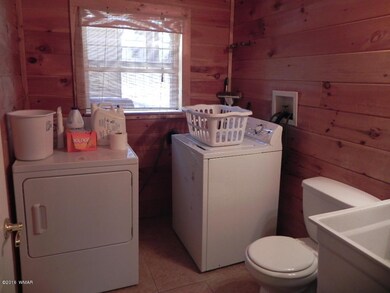 Laundry/Bathroom