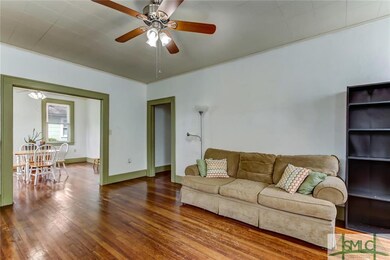 Great flow between living & dining rooms.