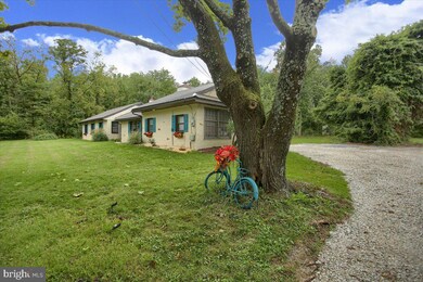 706 N Whitford Rd, Exton, PA 19341 - photo 2