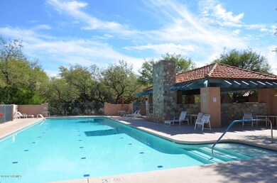 lap size community pool