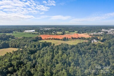 134 Iredell Ave, Troutman, NC 28166 - photo 4