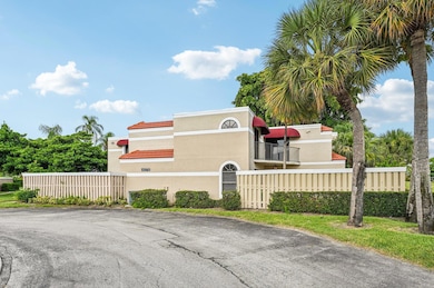 4075 Village Dr unit B, Delray Beach, FL 33445 - photo 2