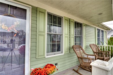 125 Caswell St, Narragansett, RI 02882 - photo 6