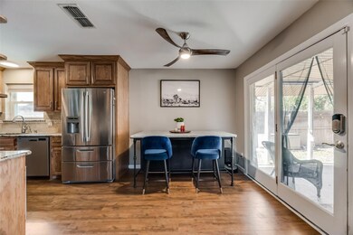 732 Springhill Dr, Hurst, TX 76054 - photo 7