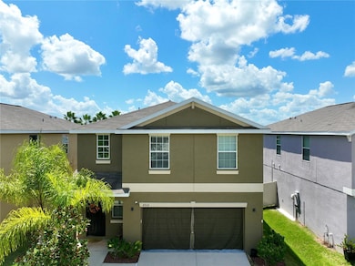 4914 Reflecting Pond Cir, Wimauma, FL 33598 - photo 2