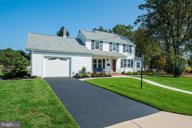 11 Pinewood Ave, Penns Grove, NJ 08069 - photo 2