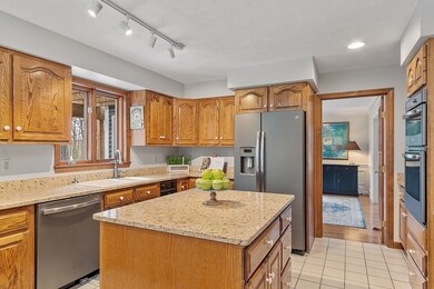 24 Willis Holden Dr, Acton, MA 01720 - photo 4