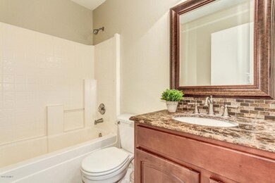 4. HallBath
