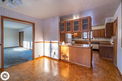 dining, kitchen