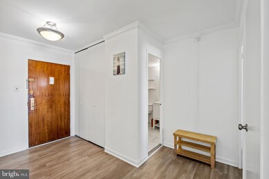 Riverside unit B414, Washington, DC 20024 - photo 6