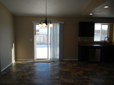 110 W Crestwood Dr, Nampa, ID 83686 - photo 4