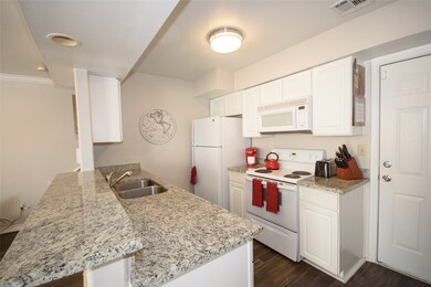 1527 Creekside Ln unit A, Nacogdoches, TX 75964 - photo 4